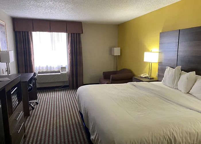 Baymont By Wyndham Oklahoma City Airport