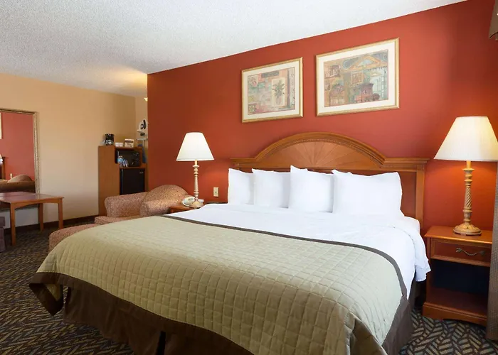 Baymont By Wyndham Oklahoma City Airport