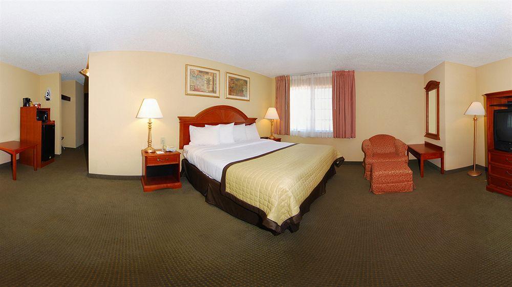 Hotel Baymont By Wyndham Airport Oklahoma City