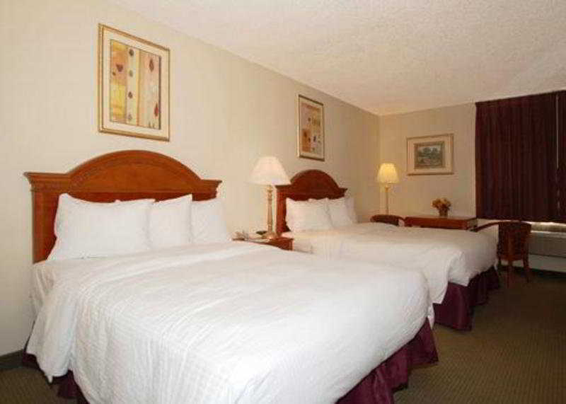 Baymont By Wyndham Airport Oklahoma City